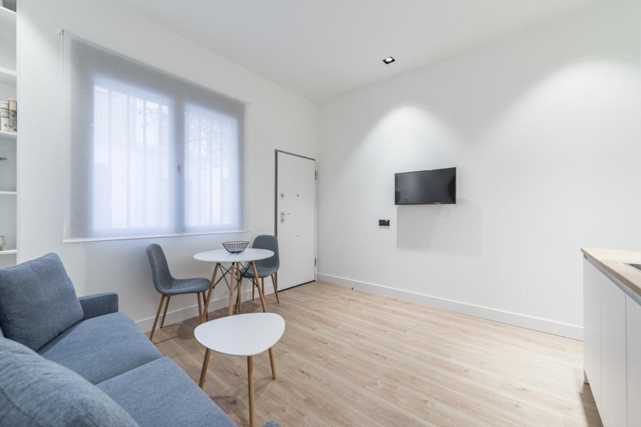 Apartament Jes B Close To Bernabeu Stadium Madrid Exterior photo